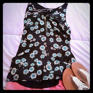 Sleeveless Floral Print Blouse